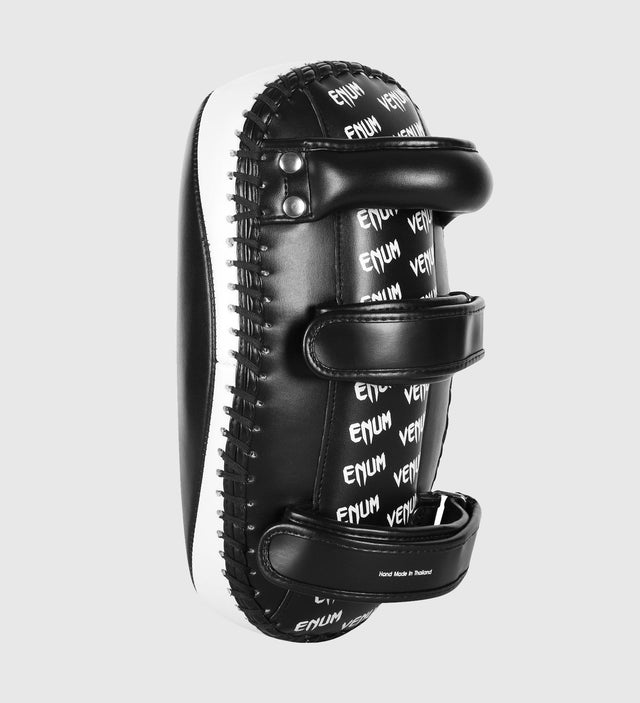 Venum Thai Pads Light – Schwarz/Weiß – Schlag- & Trittpolster