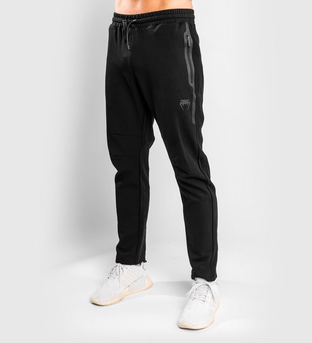 Pantaloni de antrenament Venum Contender Evo – Negru – Pantaloni scurți