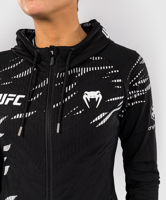 Moletom Venum UFC Fusion para mulher by Authentic Fight – Preto
