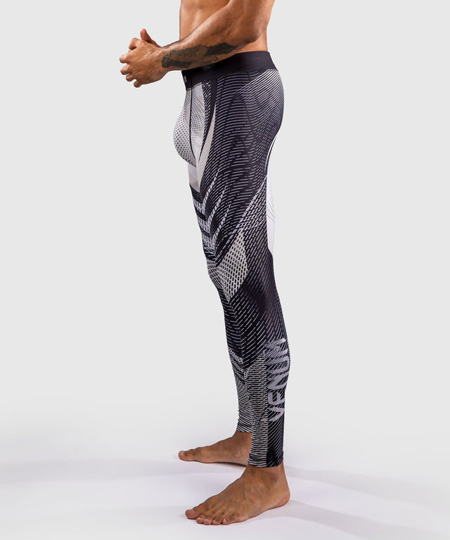 Venum Kompressionsshorts Galactic 3.0 – Offwhite/Sort
