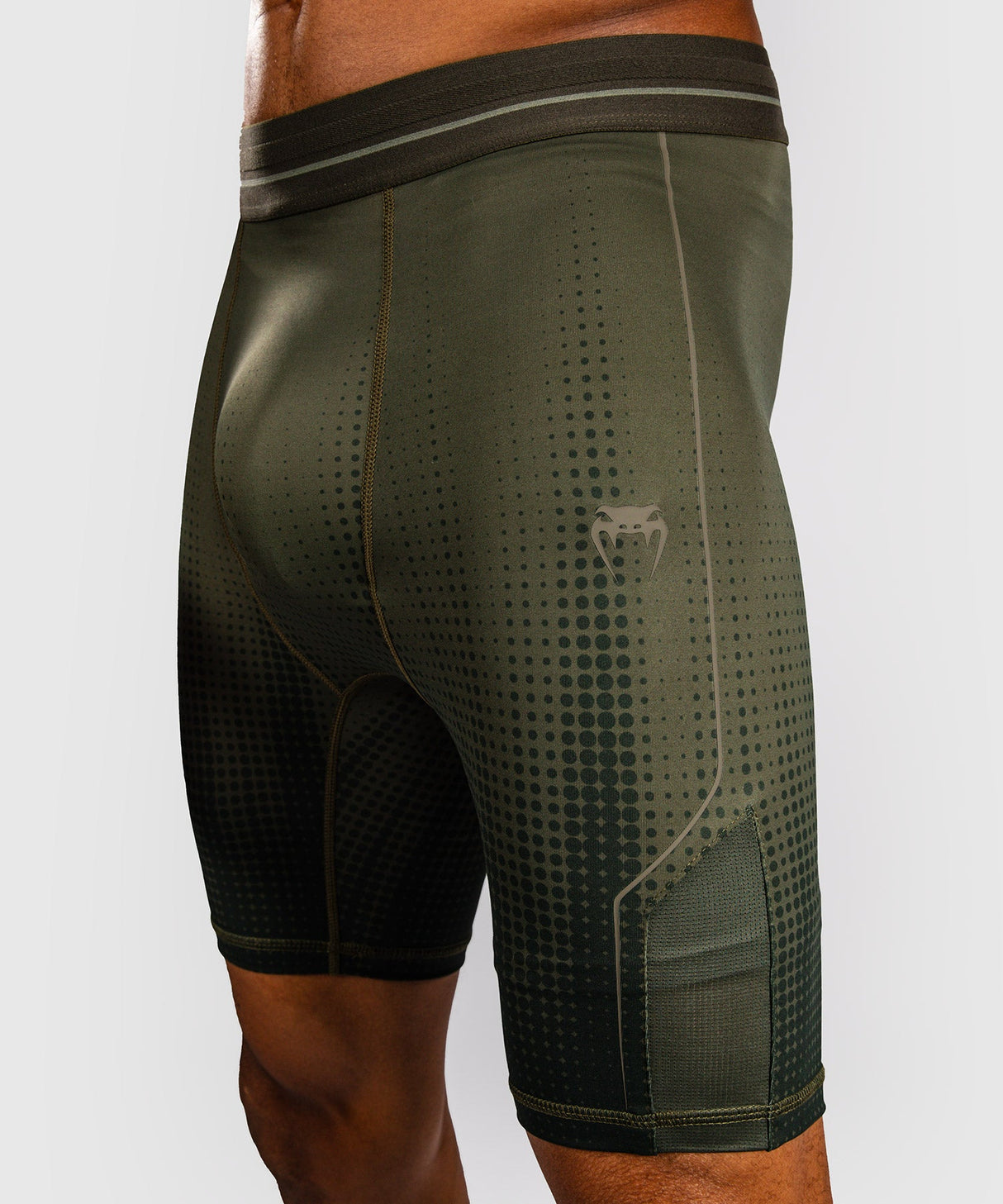 Venum MMA Shorts Stealth - Kaki/Donkergroen