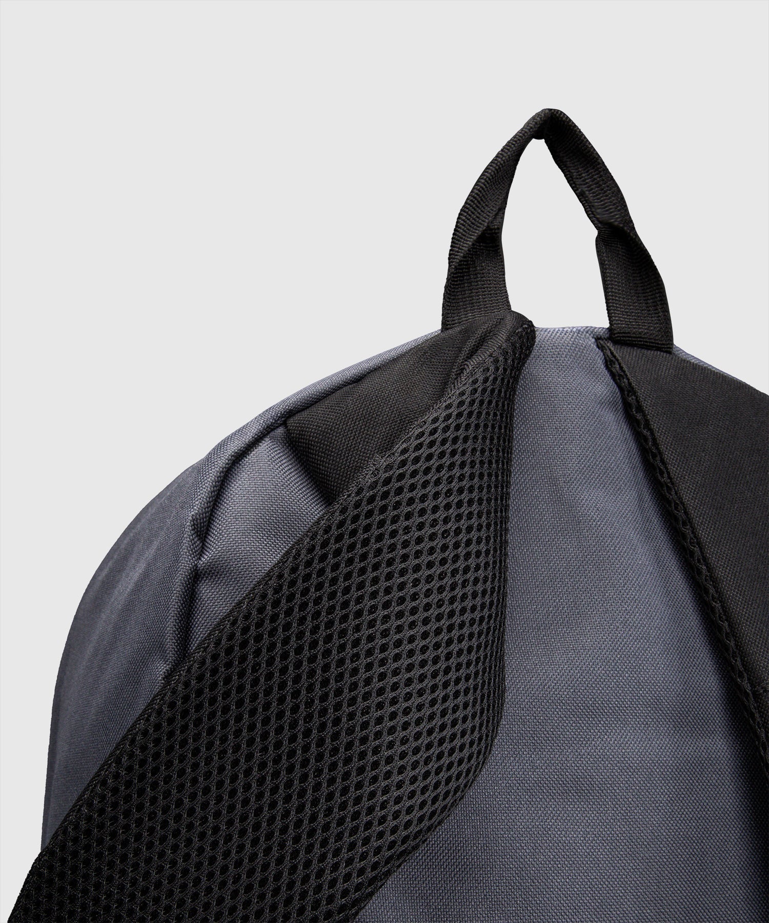 Bolsa de deporte Venum Essential L – Gris/Negro