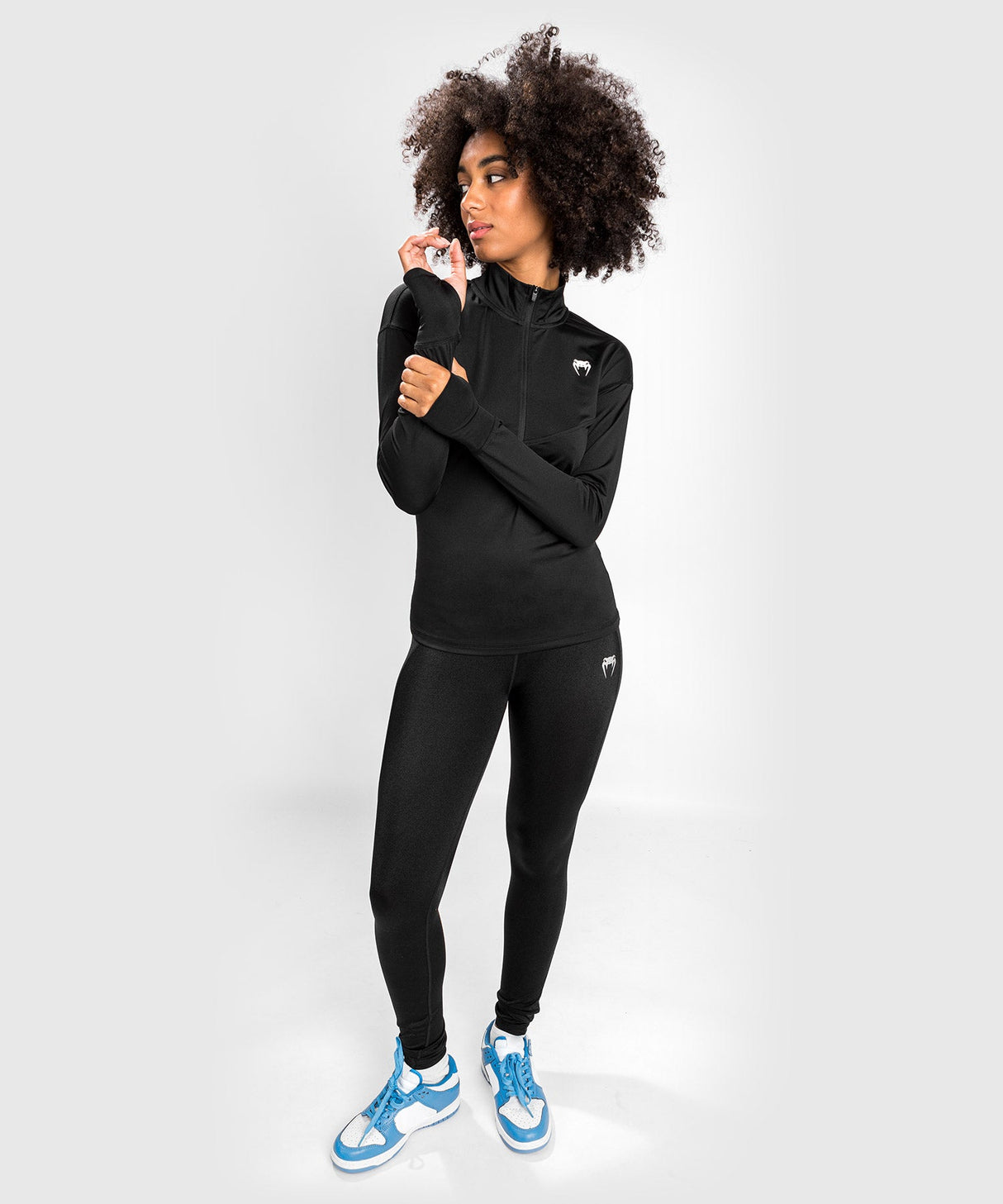 Venum Long Sleeves Essential - Zwart