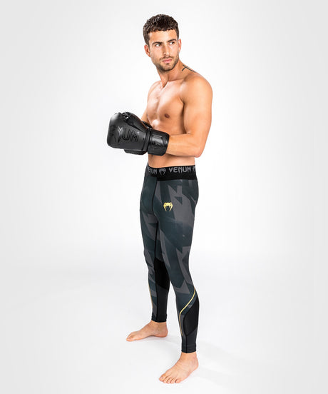 Mallas Venum Razor – Negro/Oro