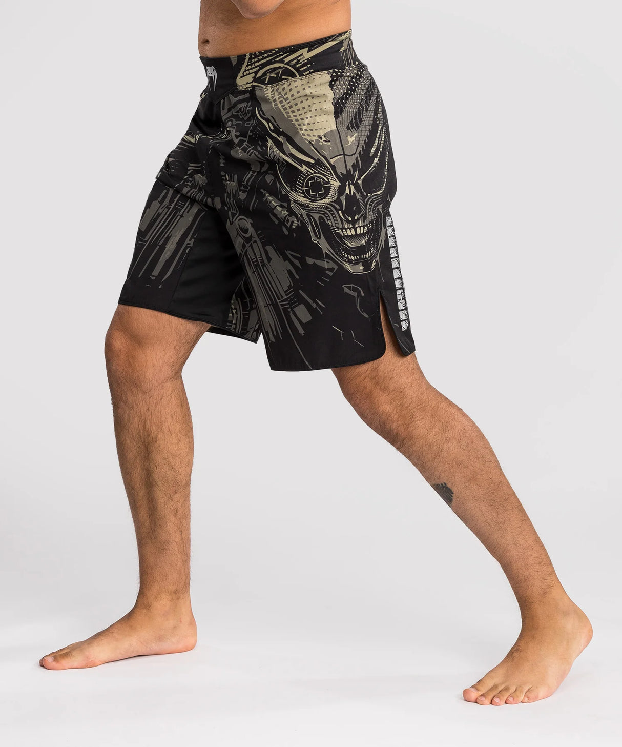 Venum MMA Shorts Invader - Zwart