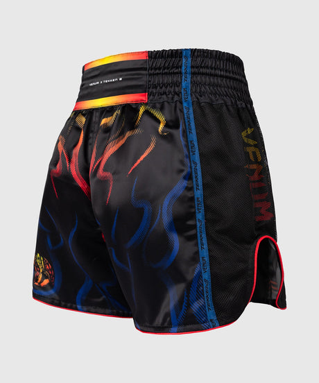 Venum Muay Thai Short TEKKEN 8 Yoshimitsu - Zwart/Oranje - foto 3