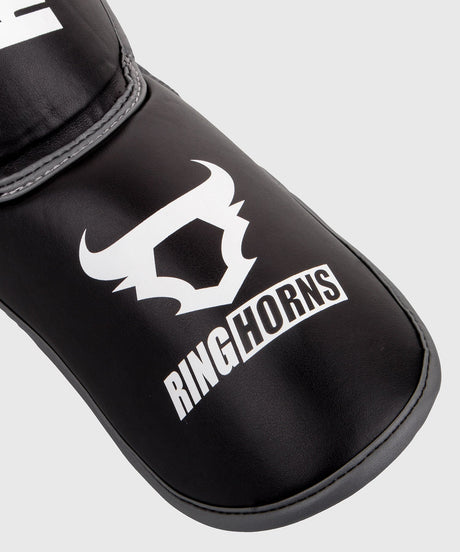 Ringhorns Scheenbeschermer Charger Zwart