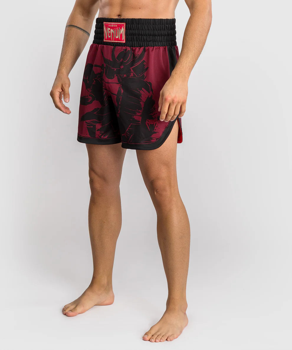 Venum x Assassin's Creed Shadows Boksbroek - Burgundy/Zwart