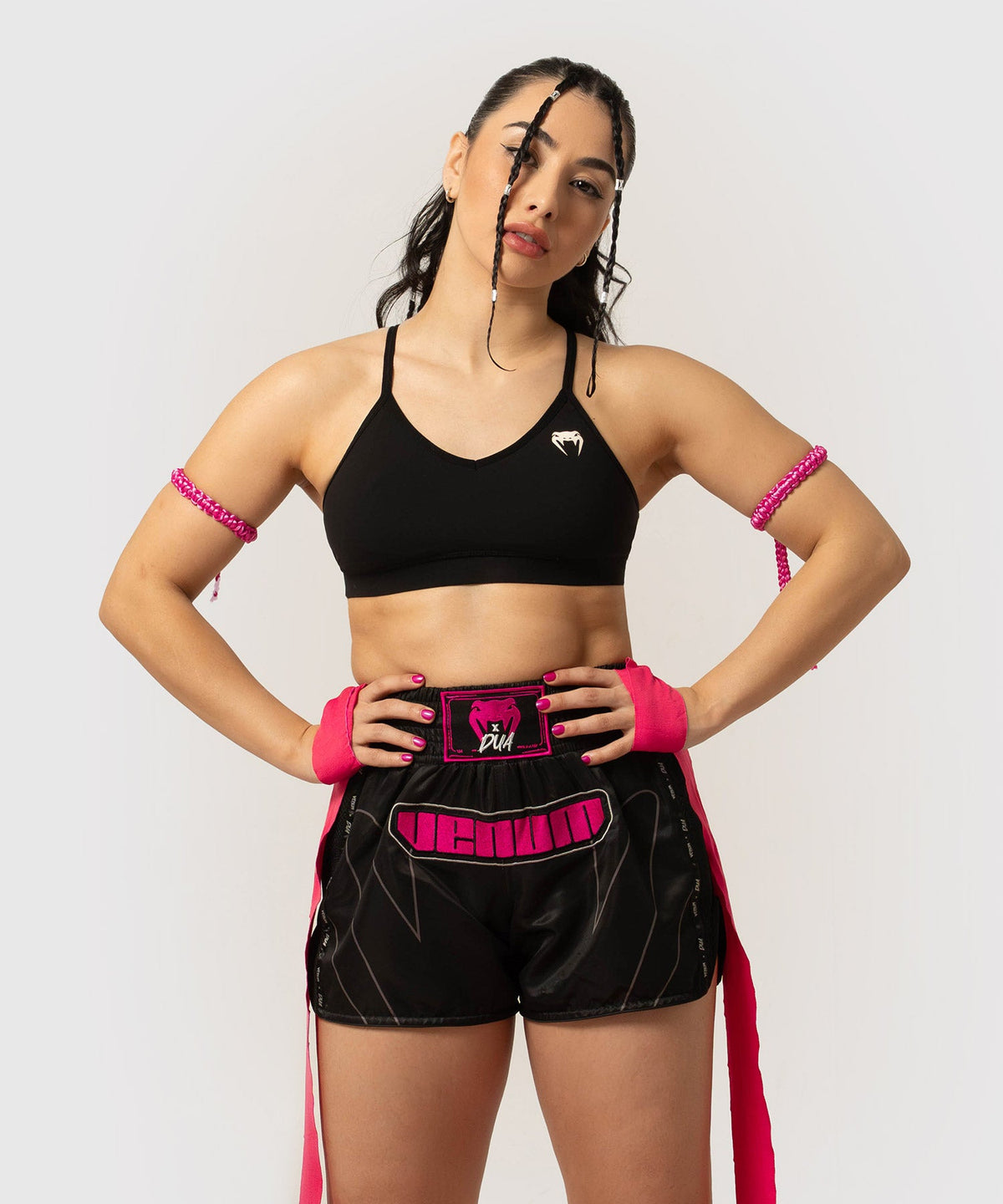 Venum Muay Thai Shorts x Dua - Zwart/Fuchsia Roze