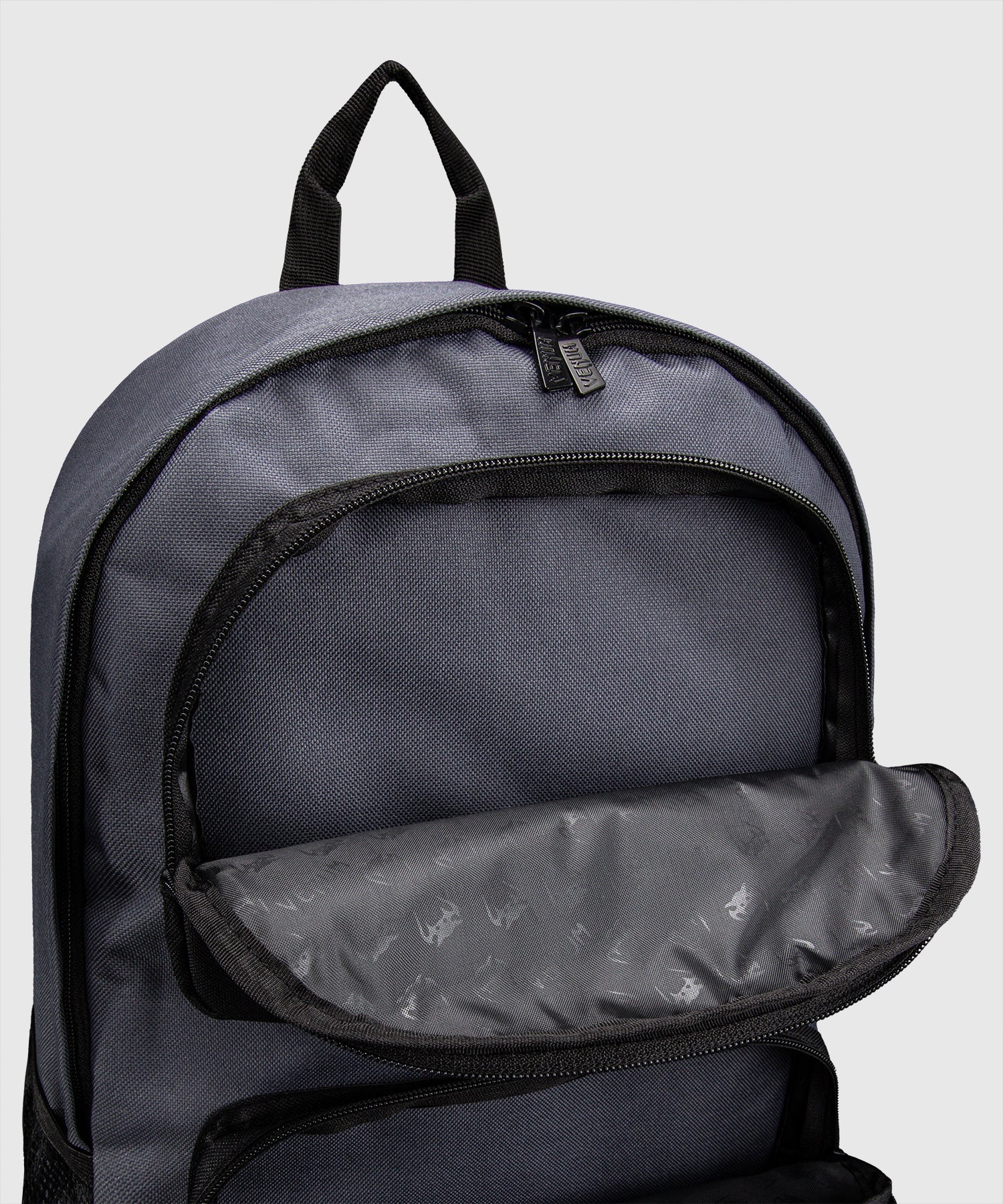 Bolsa de deporte Venum Essential L – Gris/Negro