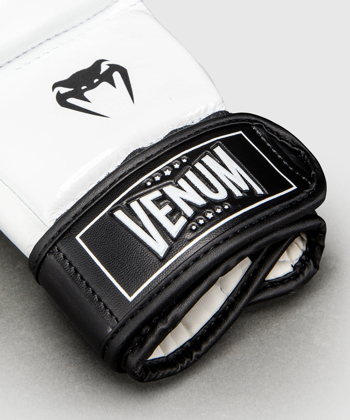 Venum MMA Handschoenen Attack 2.0 - Zwart/Wit