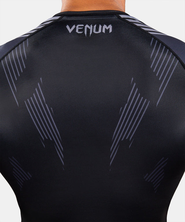 Rashguard Venum No-Gi 6.0 cu mâneci scurte – Negru/Gri