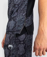 Venum Dry-Tech T-Shirt G-Fit Scales - Zwart/Grijs