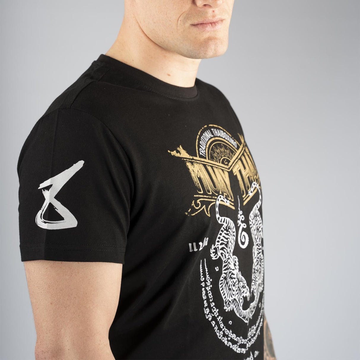 8 WEAPONS T-Shirt Sak Yant Tigers - Zwart