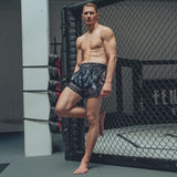 8 WEAPONS Muay Thai Shorts Bone Island - Zwart