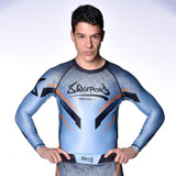 8 WEAPONS Rashguard Shift – Ice Grey/Orange