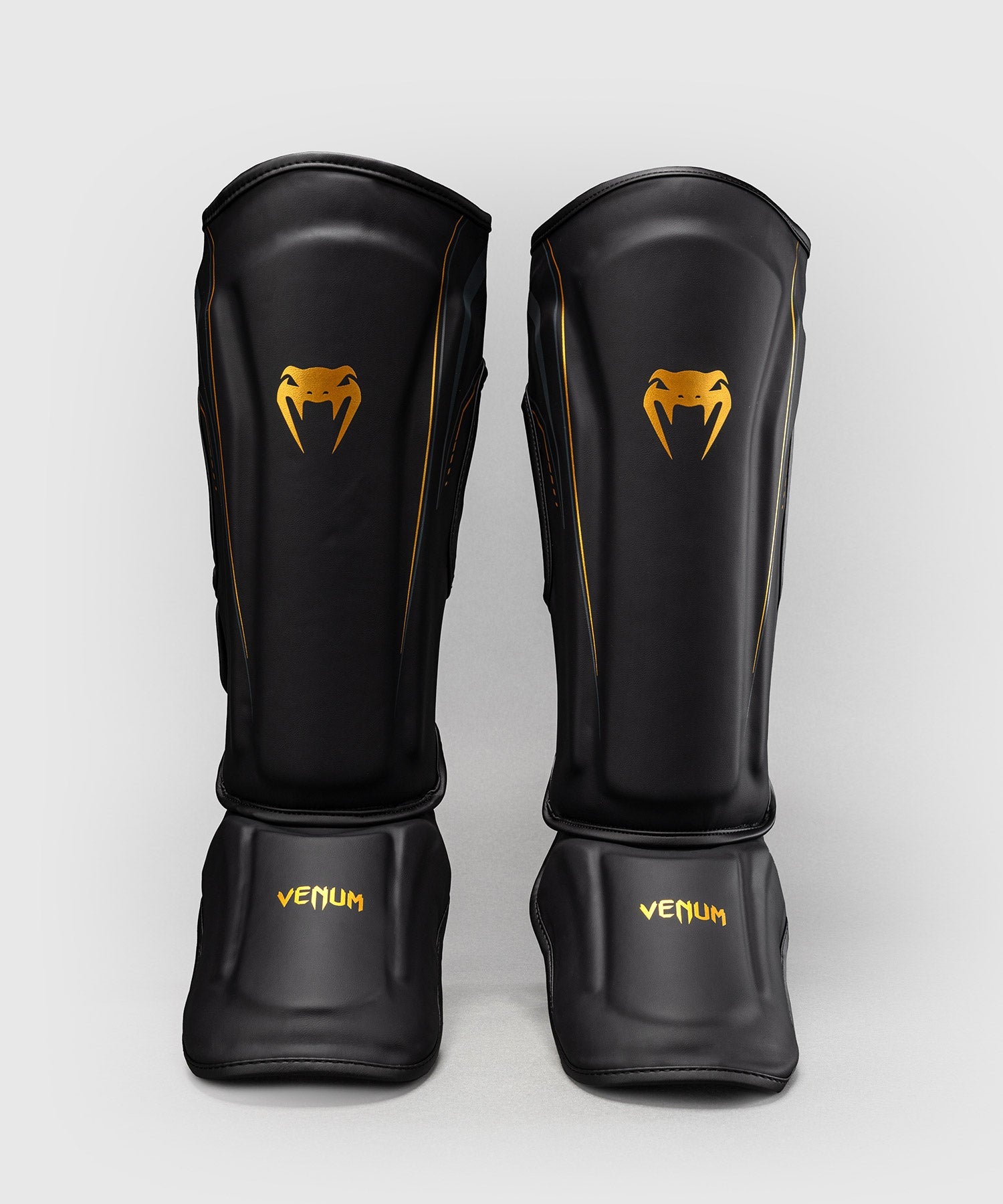 Venum Streamline Shin guards – Black/Gold