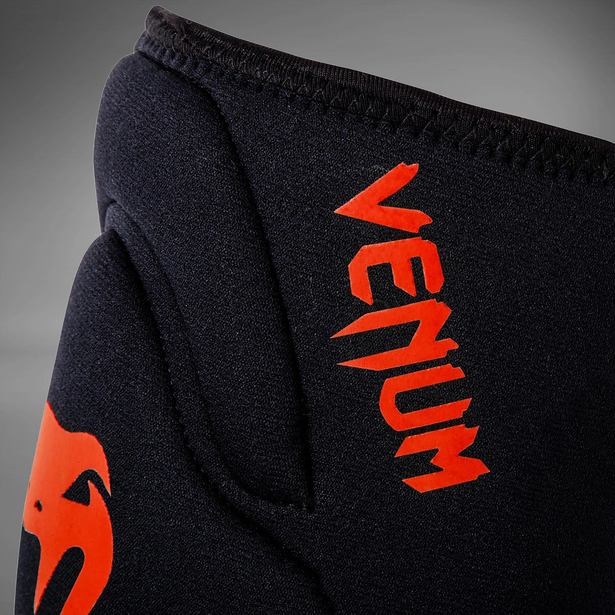 Venum Kniebeschermers Kontact - Zwart/Rood
