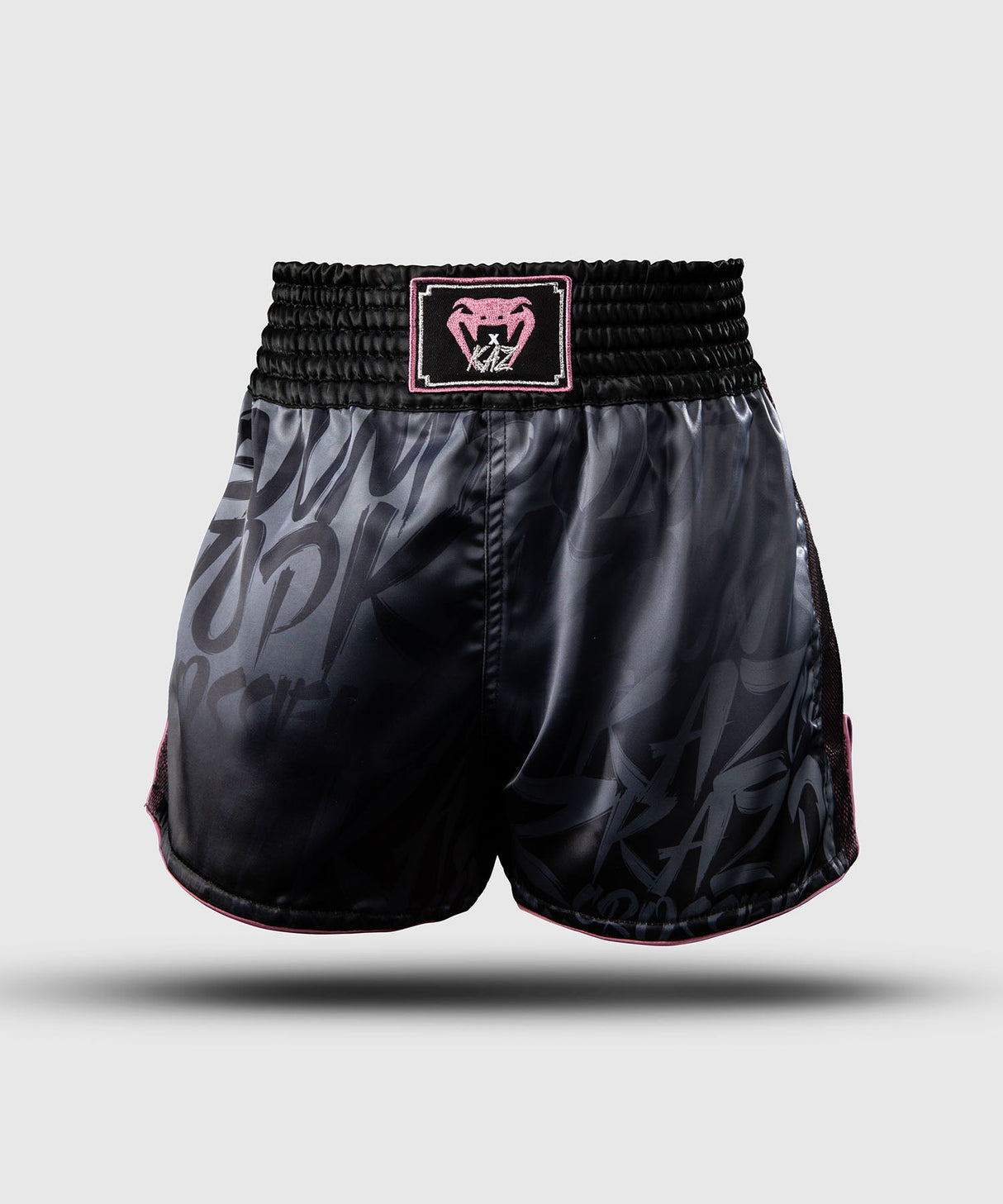 Venum Muay Thai Shorts x Kaz - Zwart