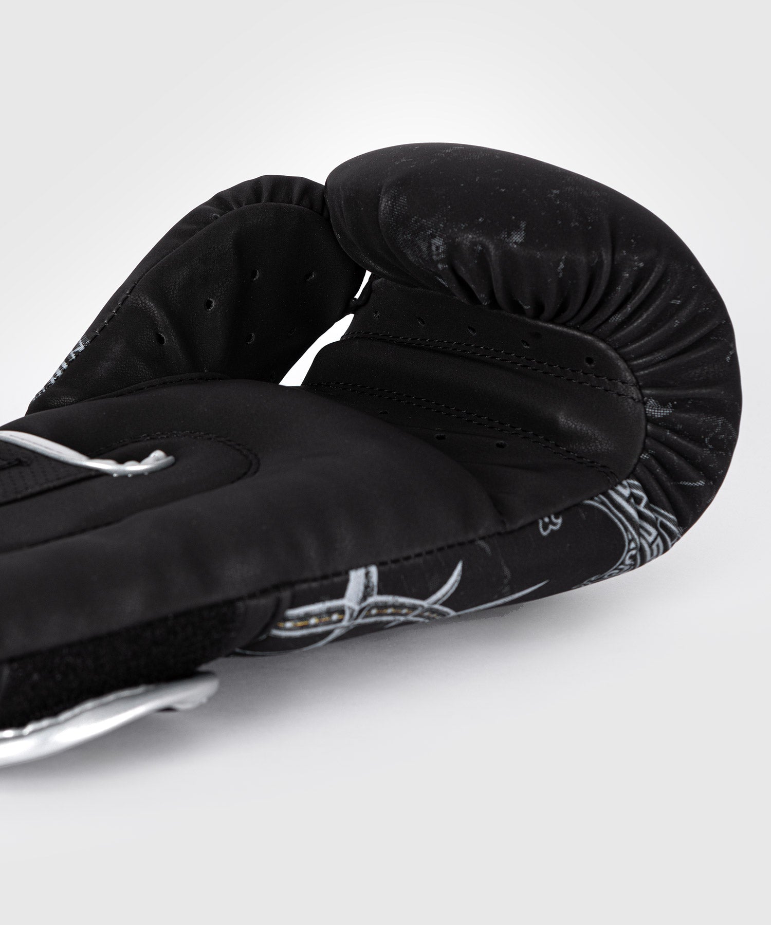 Venum Bokshandschoenen Gladiator 5.0 - Zwart/Zilver