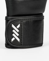 Caged MMA Handschoenen 'X' Series - Zwart/Wit