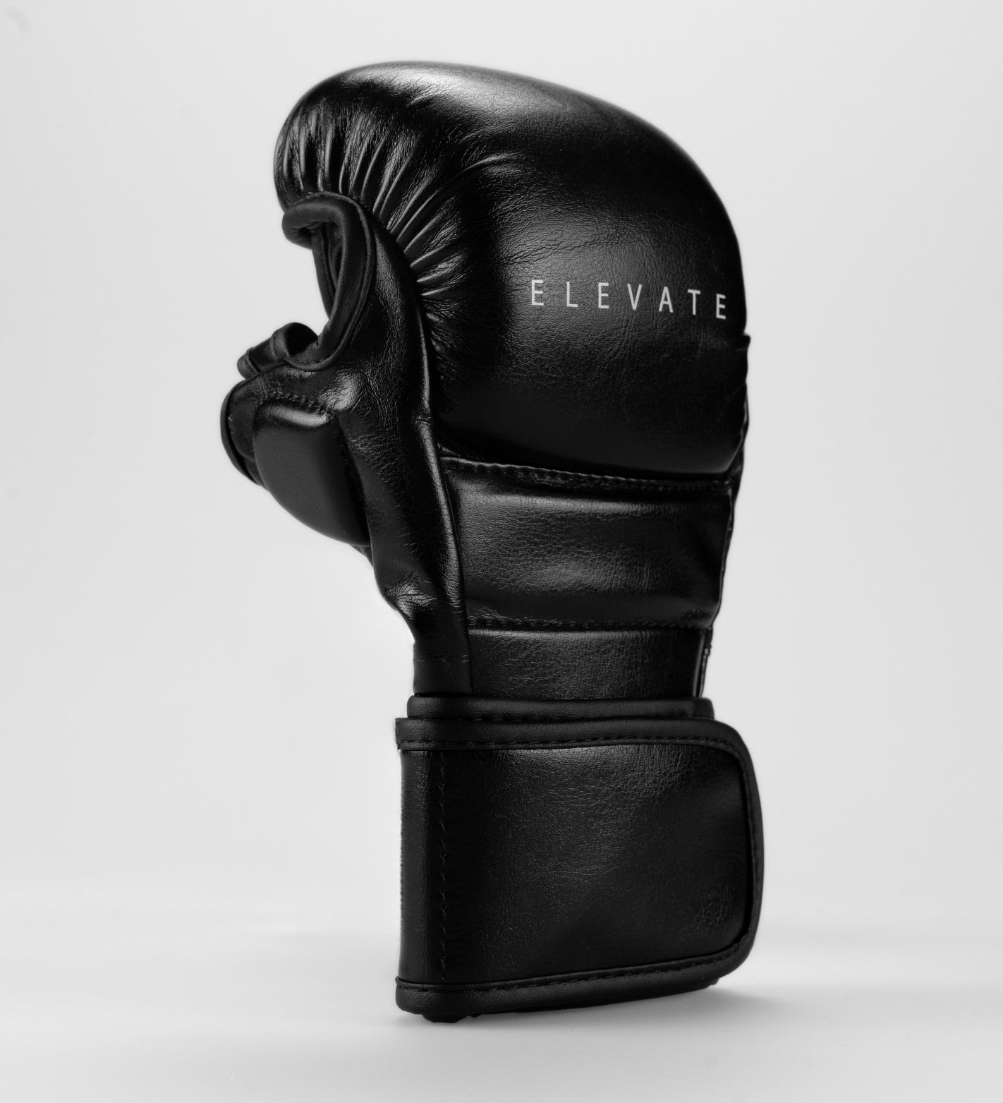 Elevate MMA Sparring Handschoenen 'Prime' - Zwart/Wit