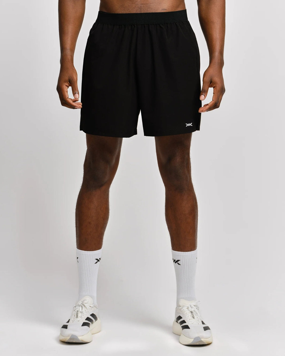 Caged Essential training shorts - Zwart