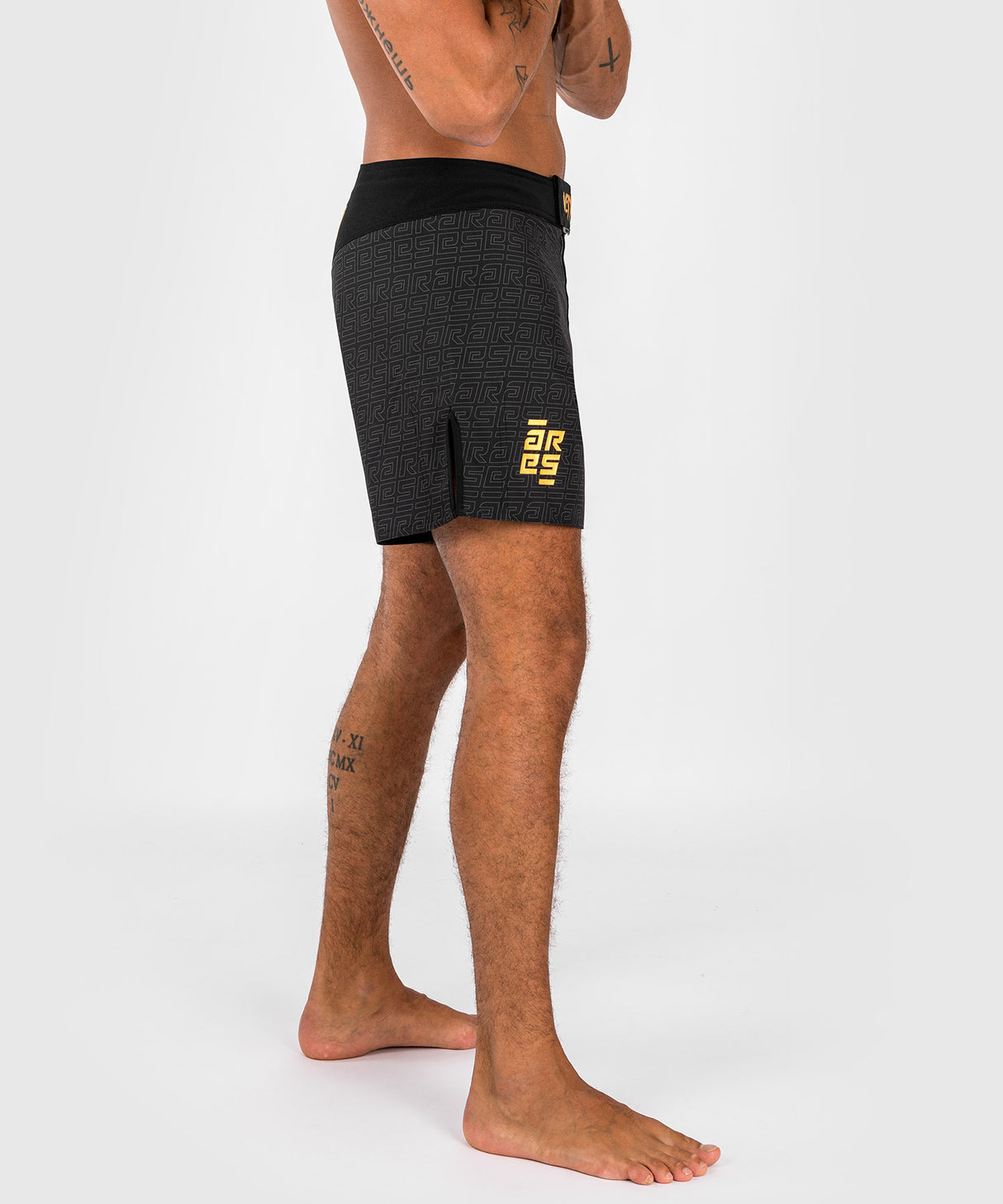 Venum x Ares MMA Shorts - Zwart/Goud