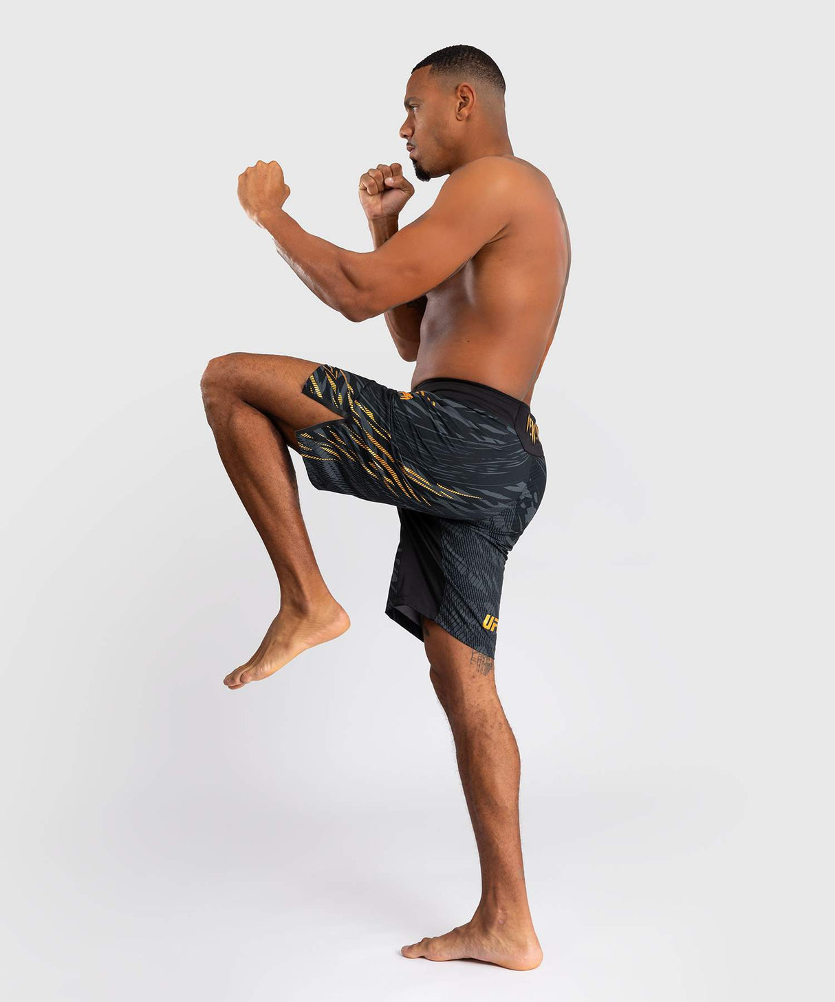 UFC Venum MMA Shorts Fight Night Fusion Long Fit - Champion