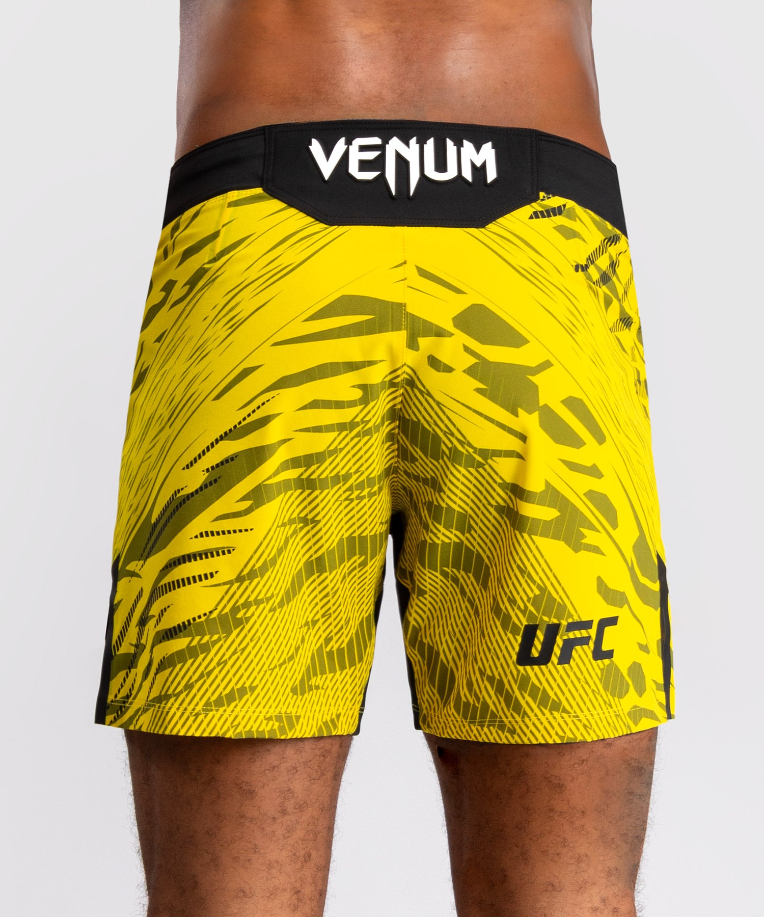 UFC Venum MMA Shorts Fight Night Fusion Short Fit - Geel