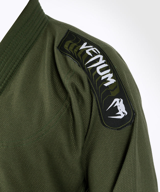 Venum BJJ Gi First – Kaki Vert – ceinture blanche incluse