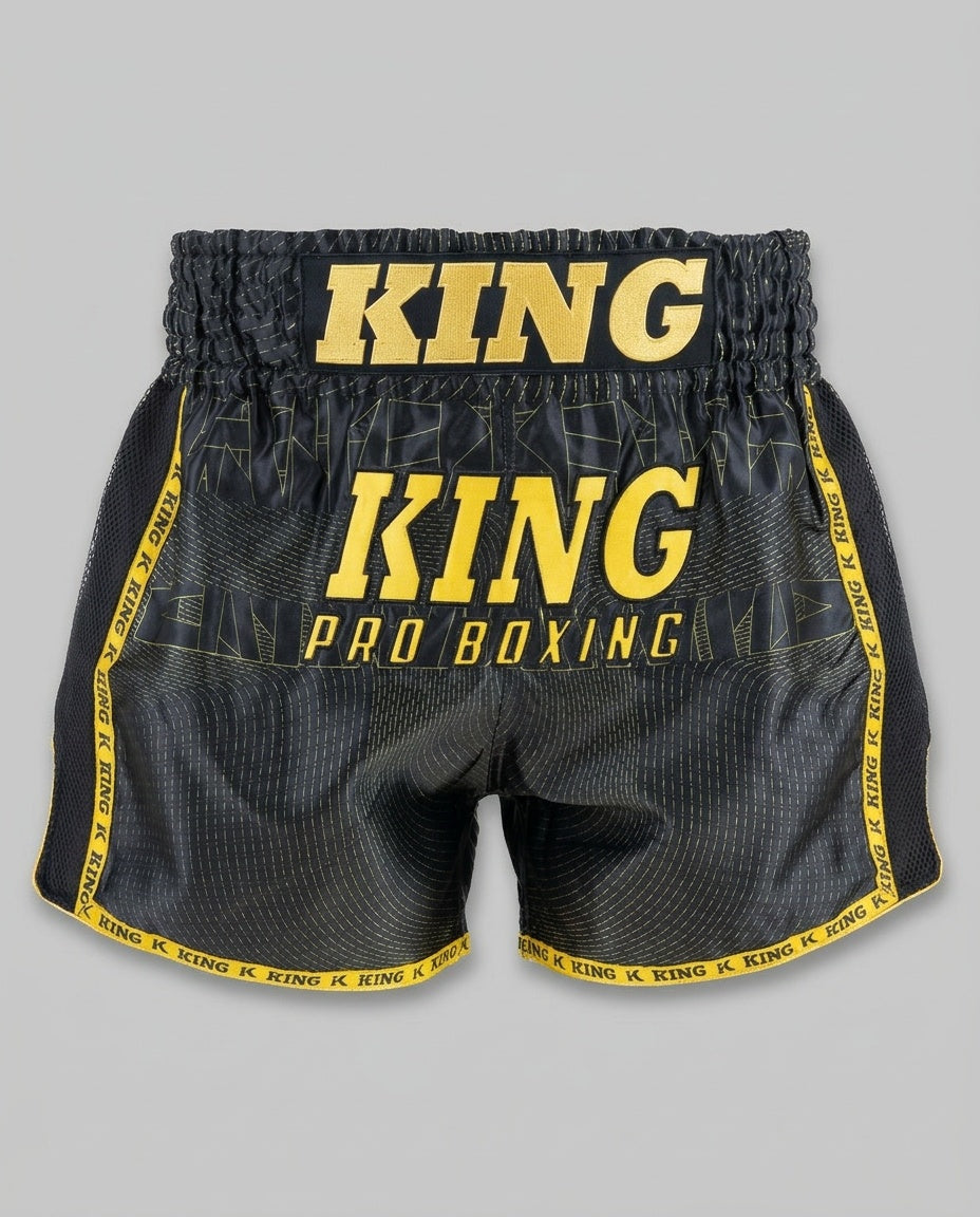 King Pro Boxing Muay Thai Shorts '08' - Zwart/Goud