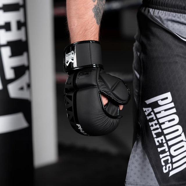 Phantom Athletics MMA Handschoenen APEX - Zwart