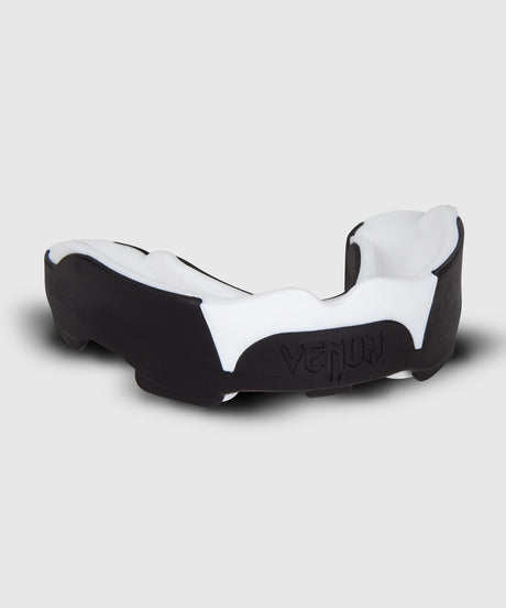 Venum Bitje Predator - Zwart/Wit