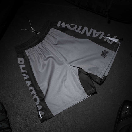 Phantom Athletics MMA-Shorts EVO Apex – Grau