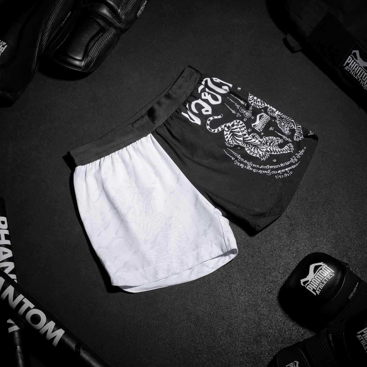 Phantom Athletics Muay Thai Shorts Fusion - Zwart/Wit