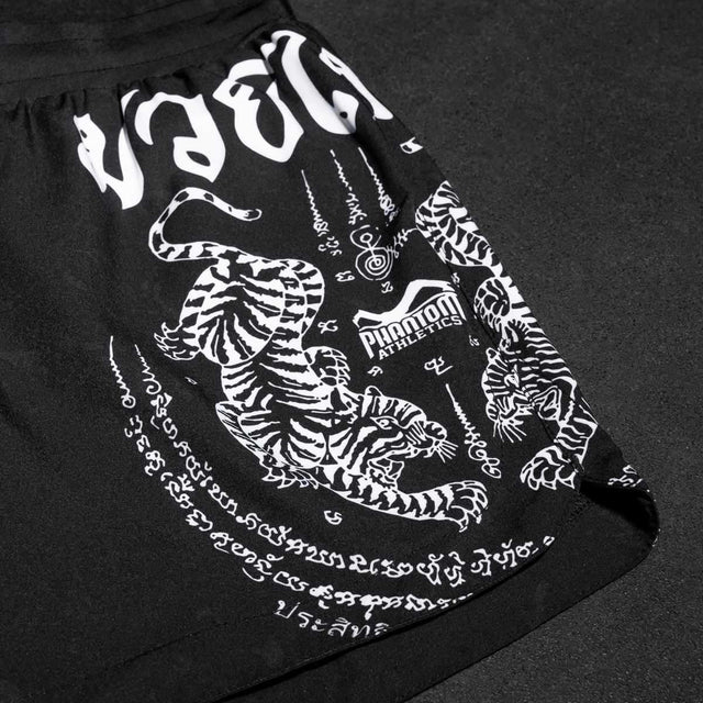 Phantom Athletics Muay-Thai-Shorts Fusion – Schwarz/Weiß
