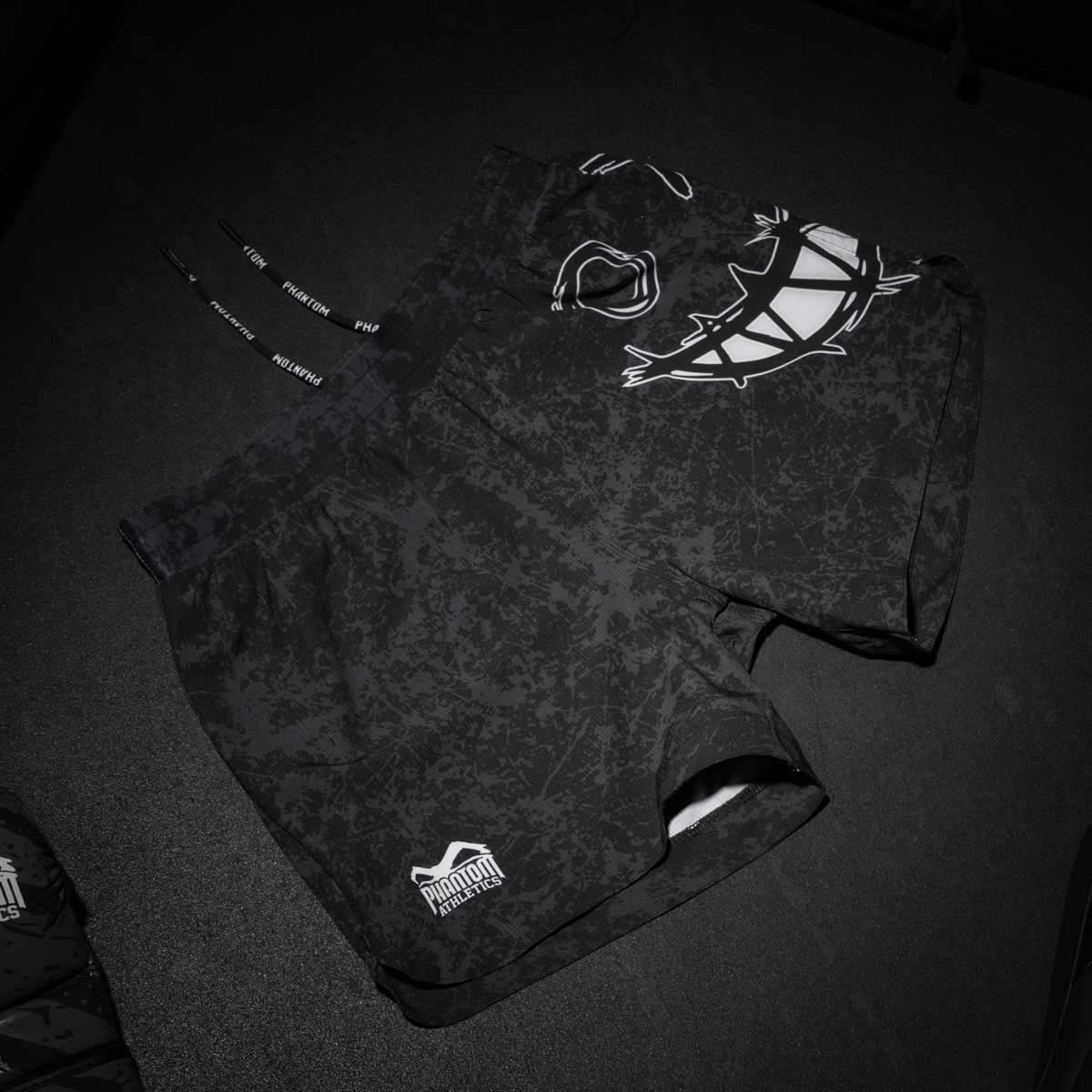 Phantom Athletics MMA Shorts Fusion Serious - Zwart