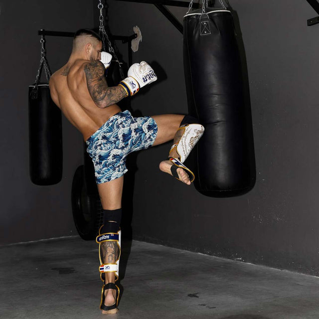 Pantaloni scurți MMA Phantom Athletics Fusion Tsunami – Albastru