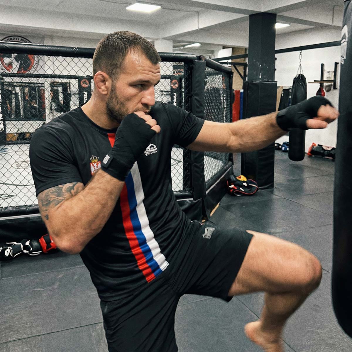 Phantom Athletics Trainingsshirt EVO+ Team Serbia - Zwart