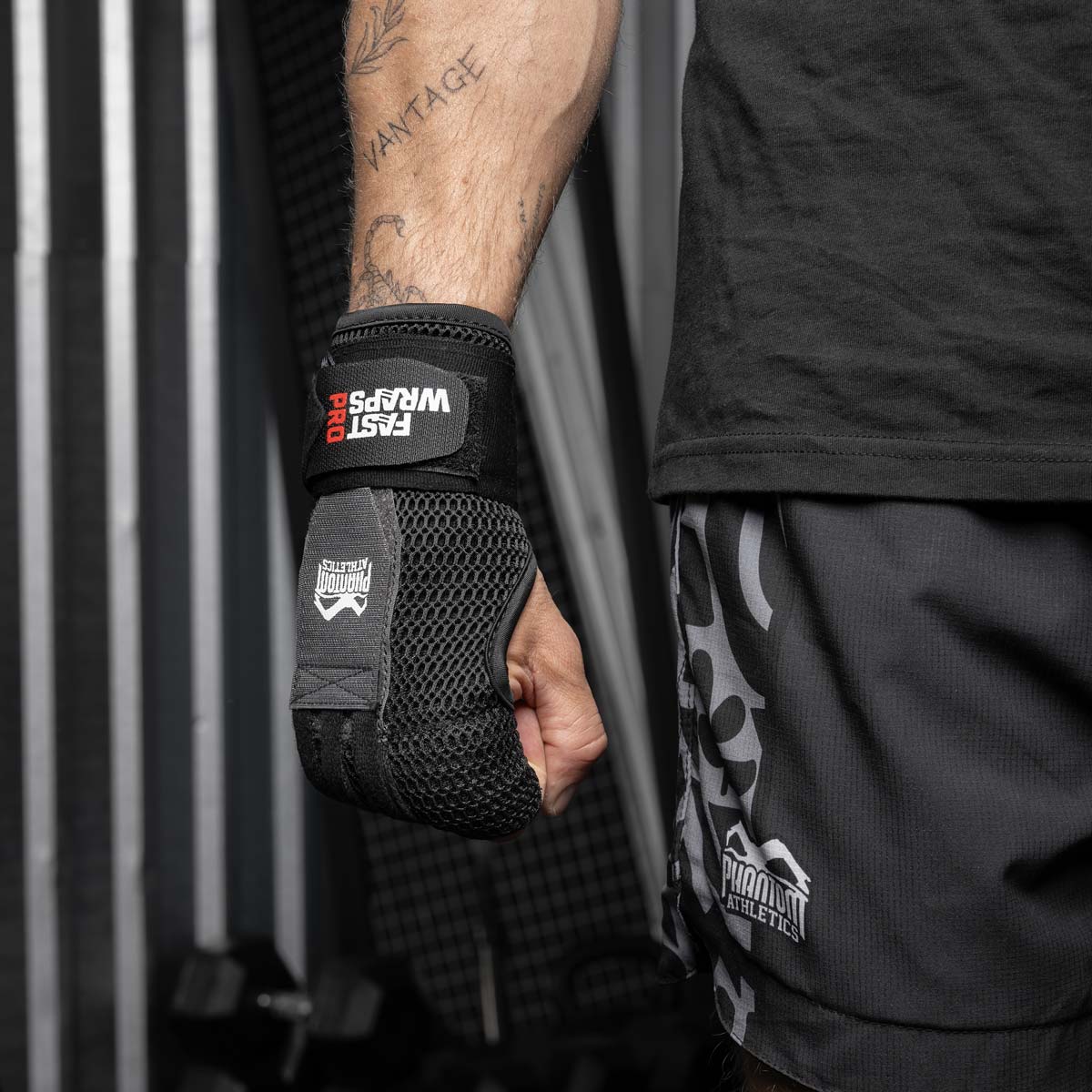 Phantom Athletics MMA Shorts Fusion-R Groundgame - Zwart/Grijs