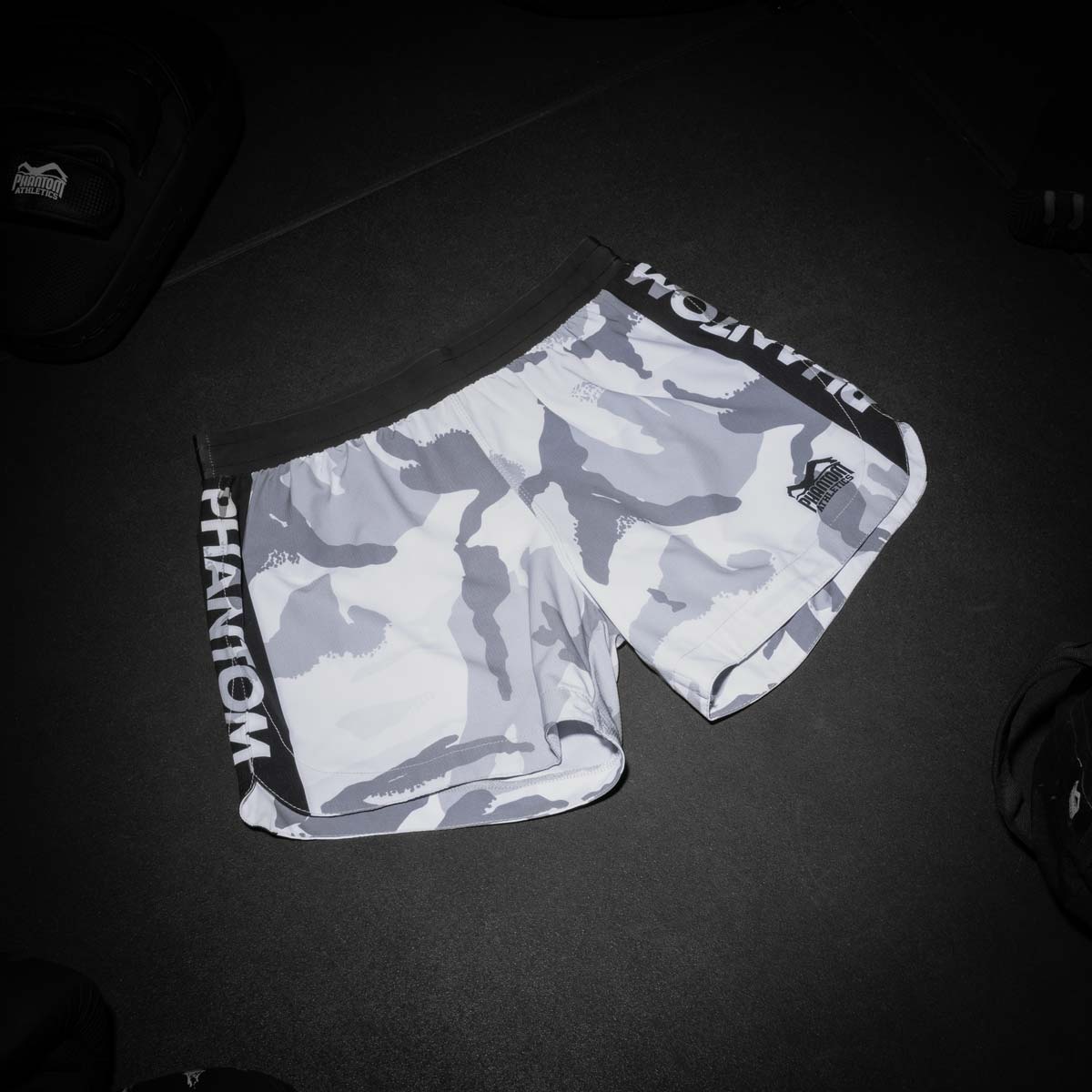Phantom Athletics MMA Shorts Fusion-R - Winter Camo