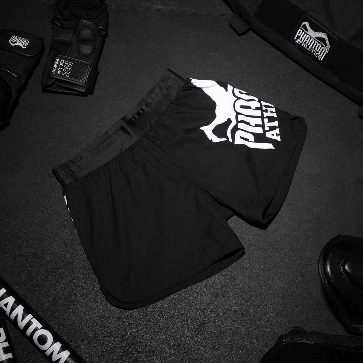 Phantom Athletics MMA Shorts Fusion Team - Zwart