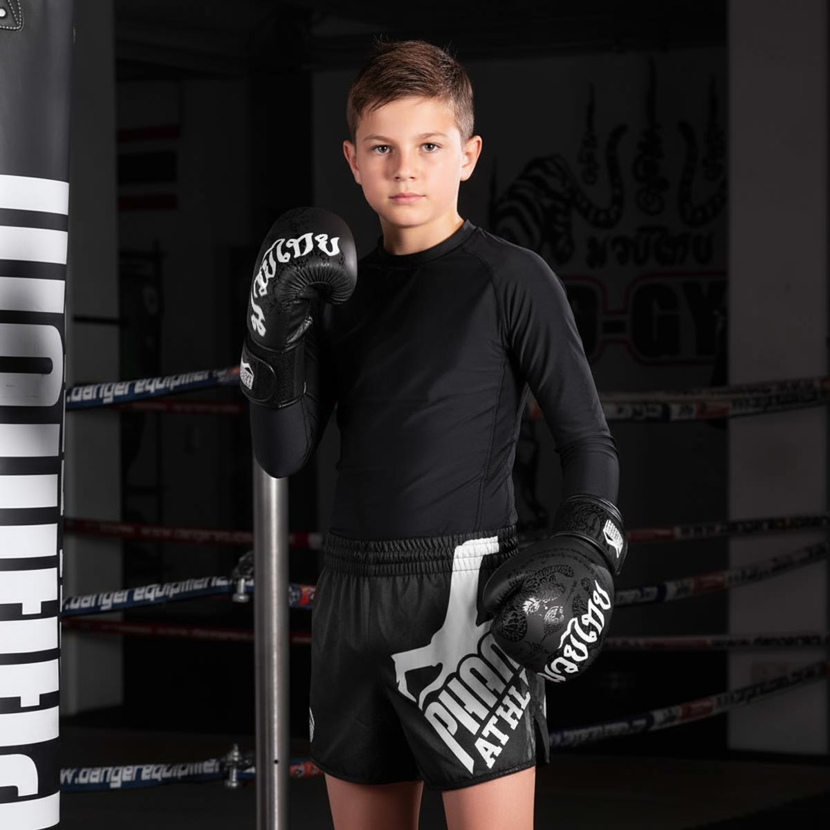 Dziecięce rękawice bokserskie Phantom Athletics Muay Thai