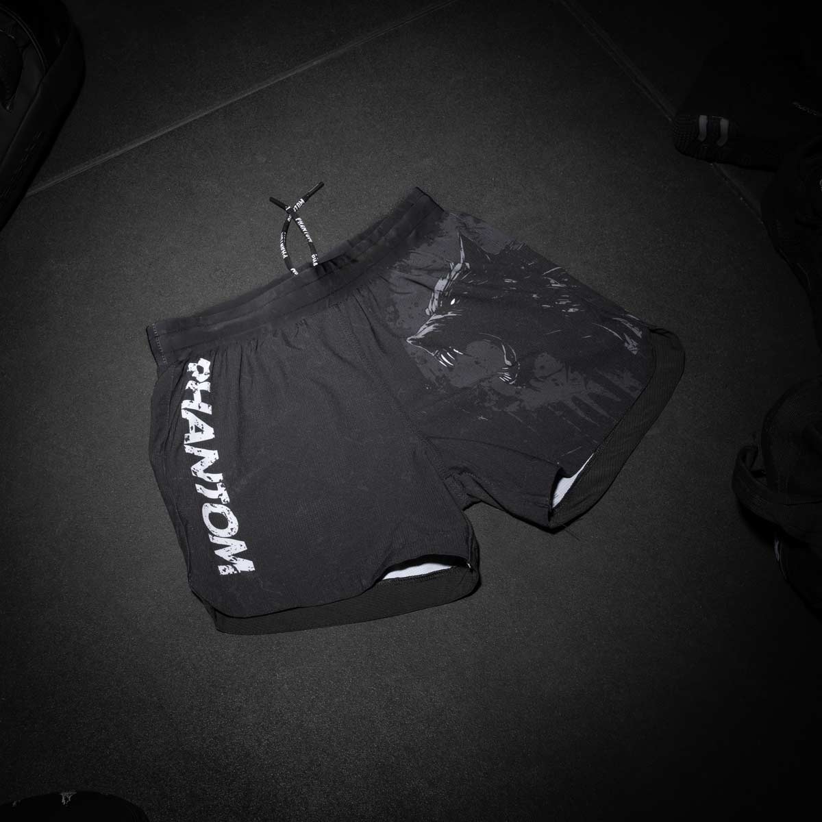 Phantom Athletics MMA Shorts Fusion-R Werewolf - Zwart/Grijs