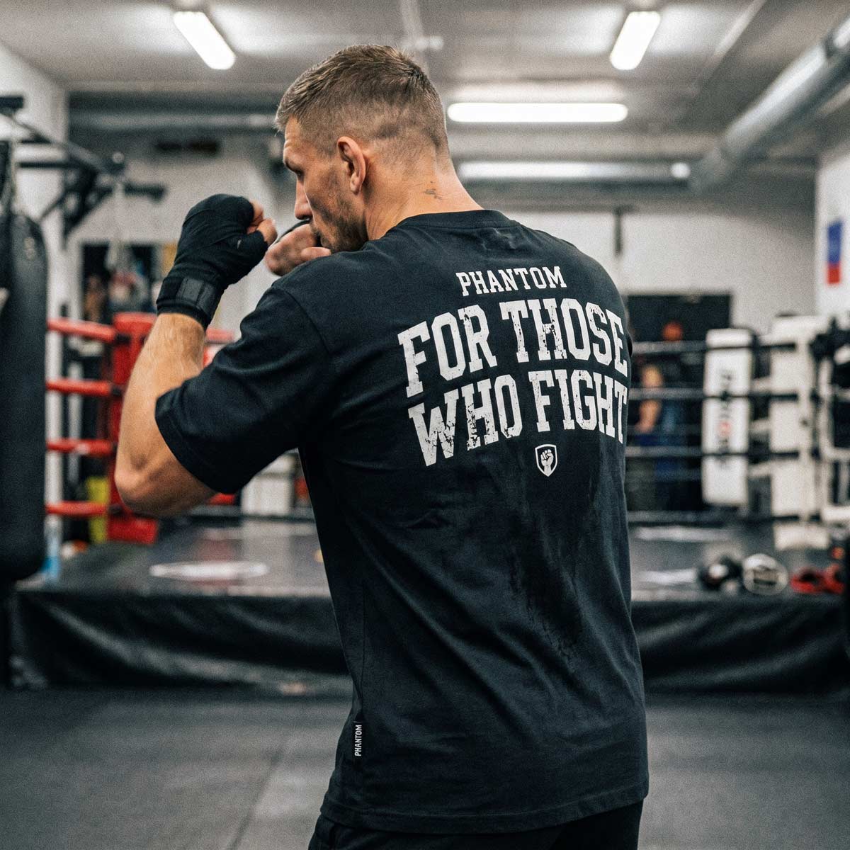 Phantom Athletics T-Shirt FOR THOSE WHO FIGHT - Zwart