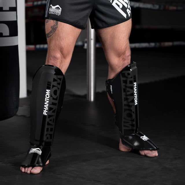 Phantom Athletics Scheenbeschermers APEX Striking - Zwart