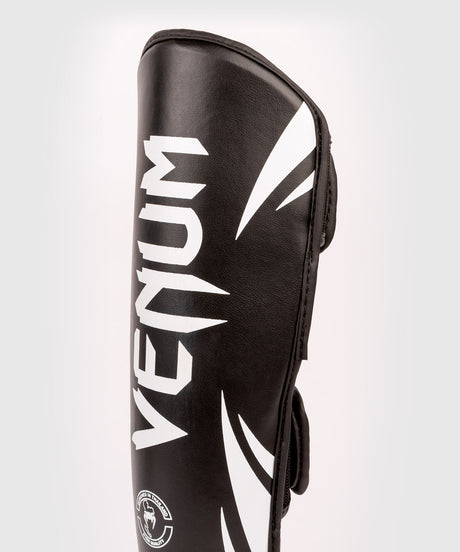 Tibiere Venum Challenger Kickboxing Copii – Negru/Alb