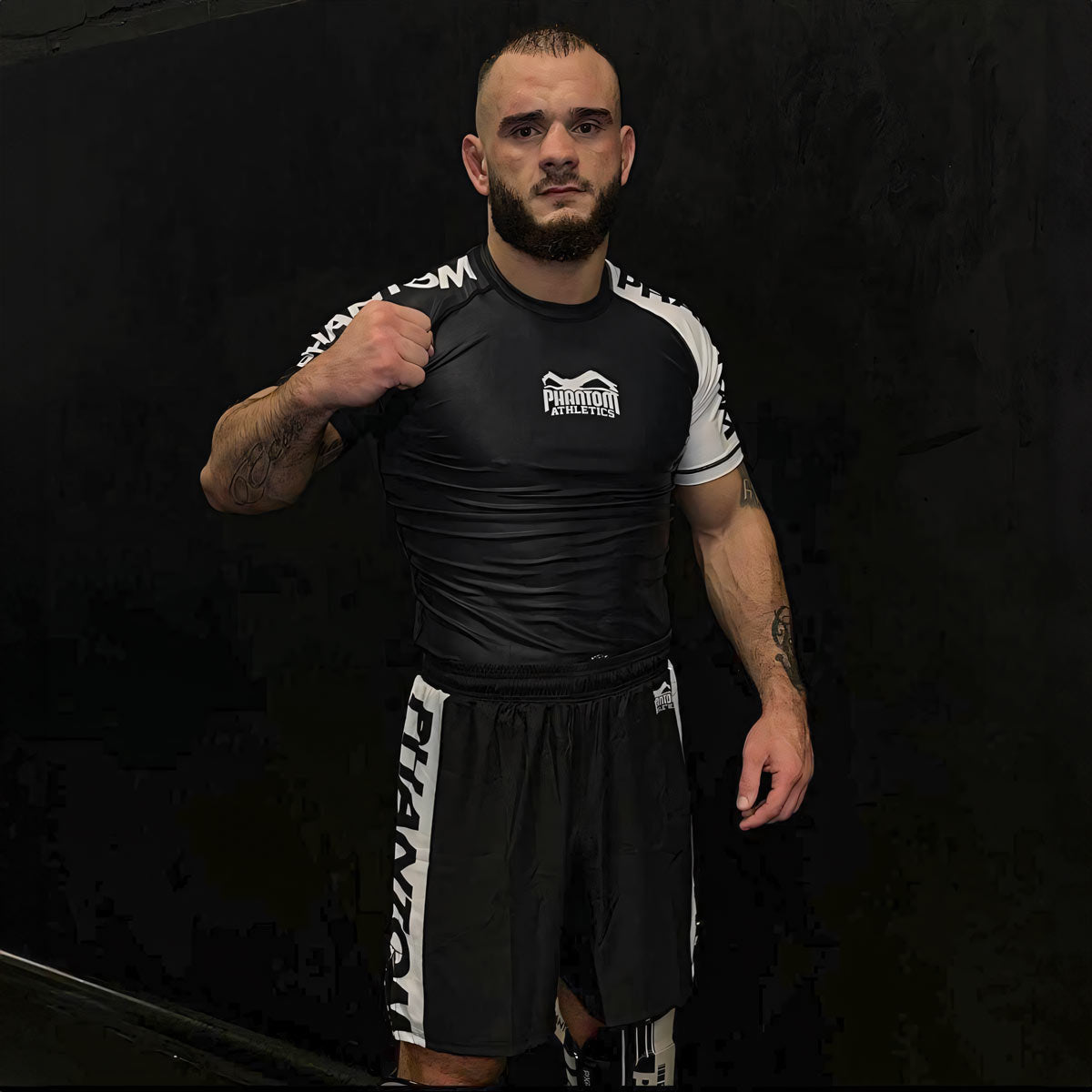 Pantaloni scurți MMA Phantom Athletics EVO Apex – Negru/Gri