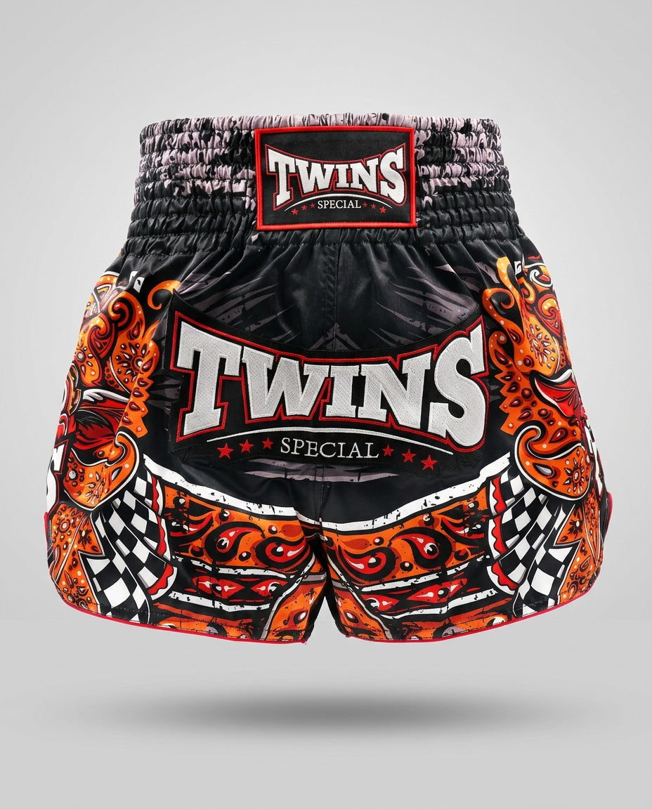 Twins Muay Thai Shorts TTBL Barong - Zwart/Rood/ORanje